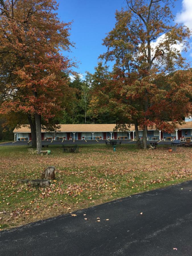 Warrensburg Inn & Suites - 6 Mi To Lake George Exterior foto